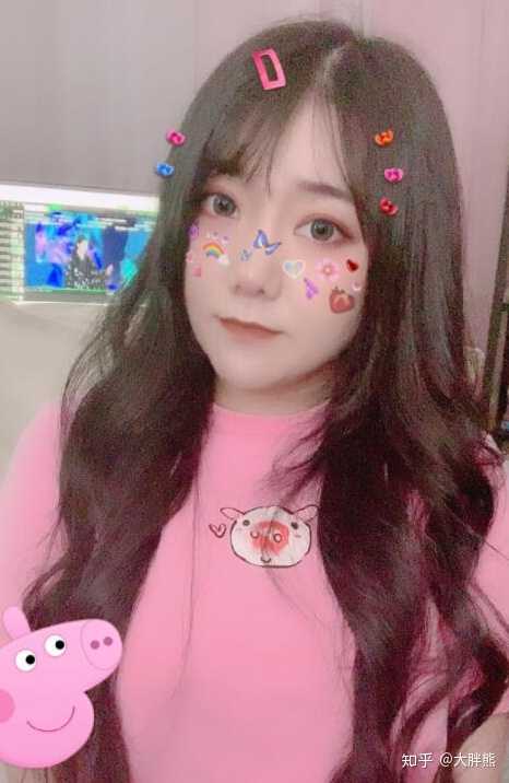 斗鱼一姐一个小团团会和乔碧萝殿下一样是个奶奶吗? zt