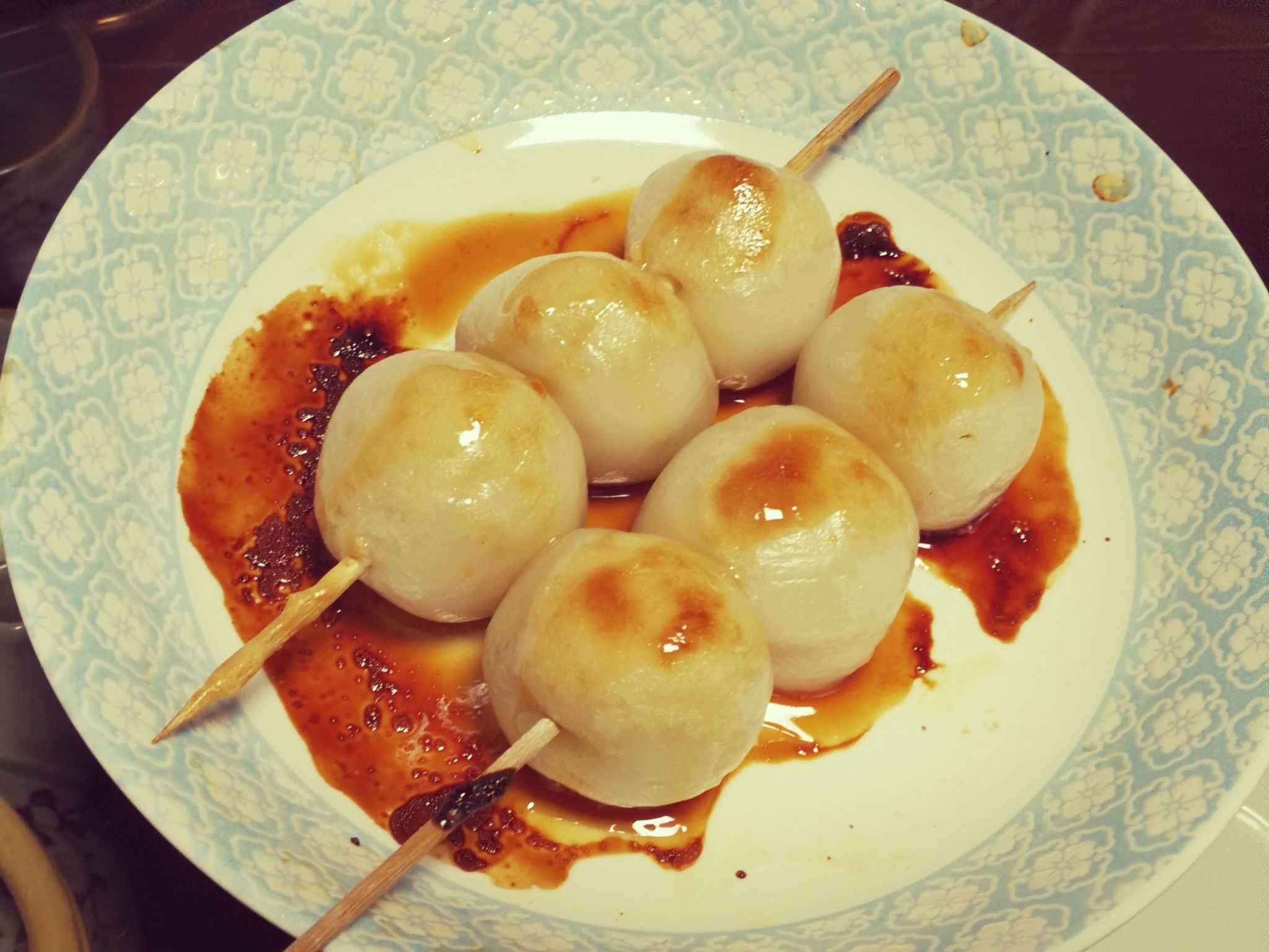 做了个烤糯米团子