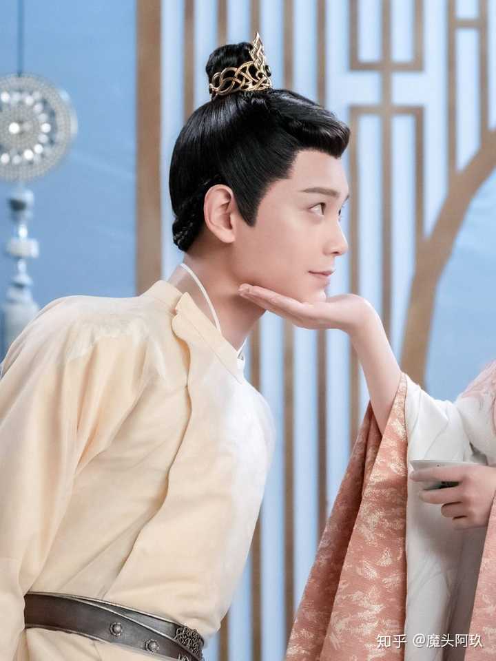 韩烁凭什么能击中万千少女的心?