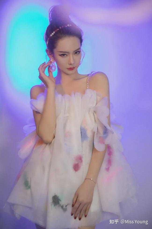 如何评价戚薇 知乎 如何评价戚薇 知乎