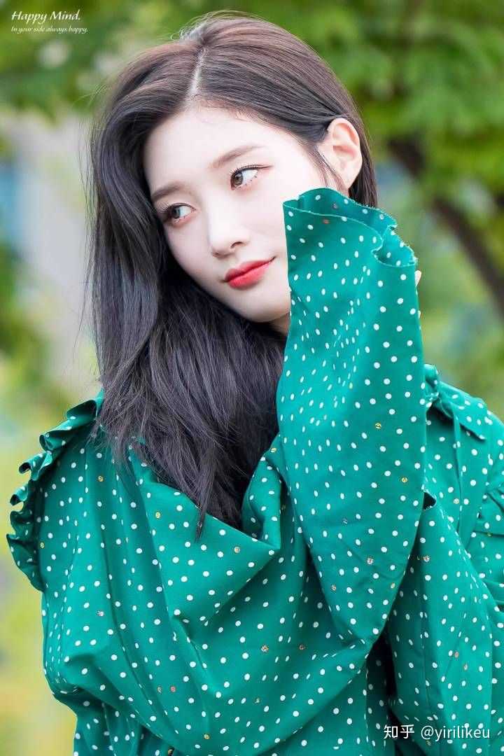 韩国女团成员有哪些惊为天人的瞬间?