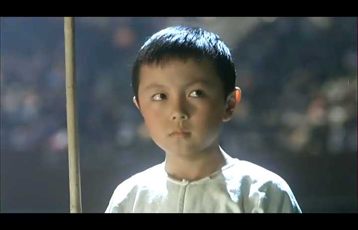 相比同时代的释小龙,郝邵文等,他是唯一能让我印象深刻的小演员.
