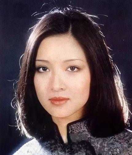 三白眼美女可以有多好看 知乎