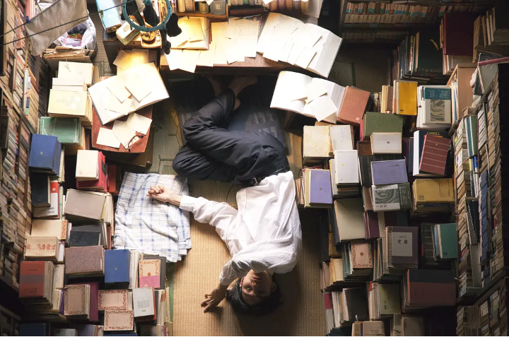 那么题主想要沉迷读书,何不用这些方法试试呢,自己使自己沉迷.