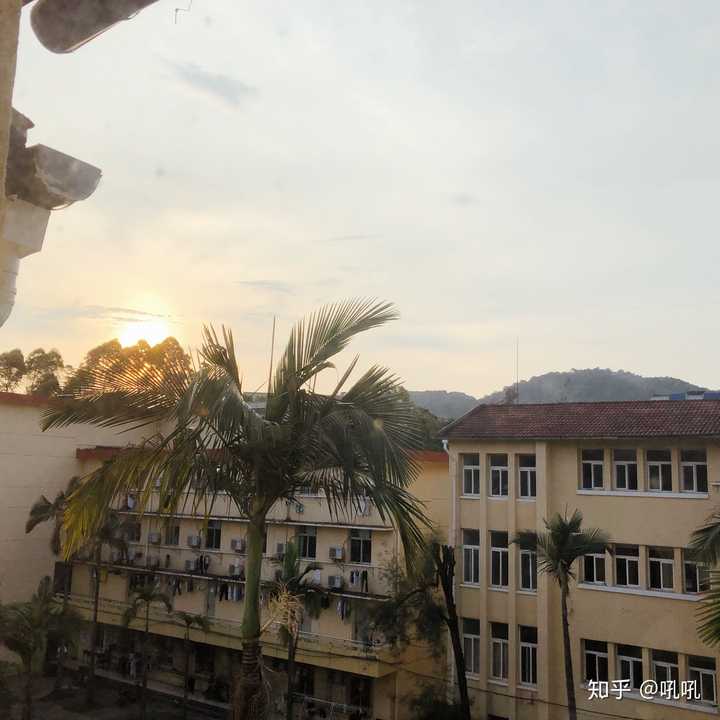 福州大学怡山校区的宿舍条件如何?