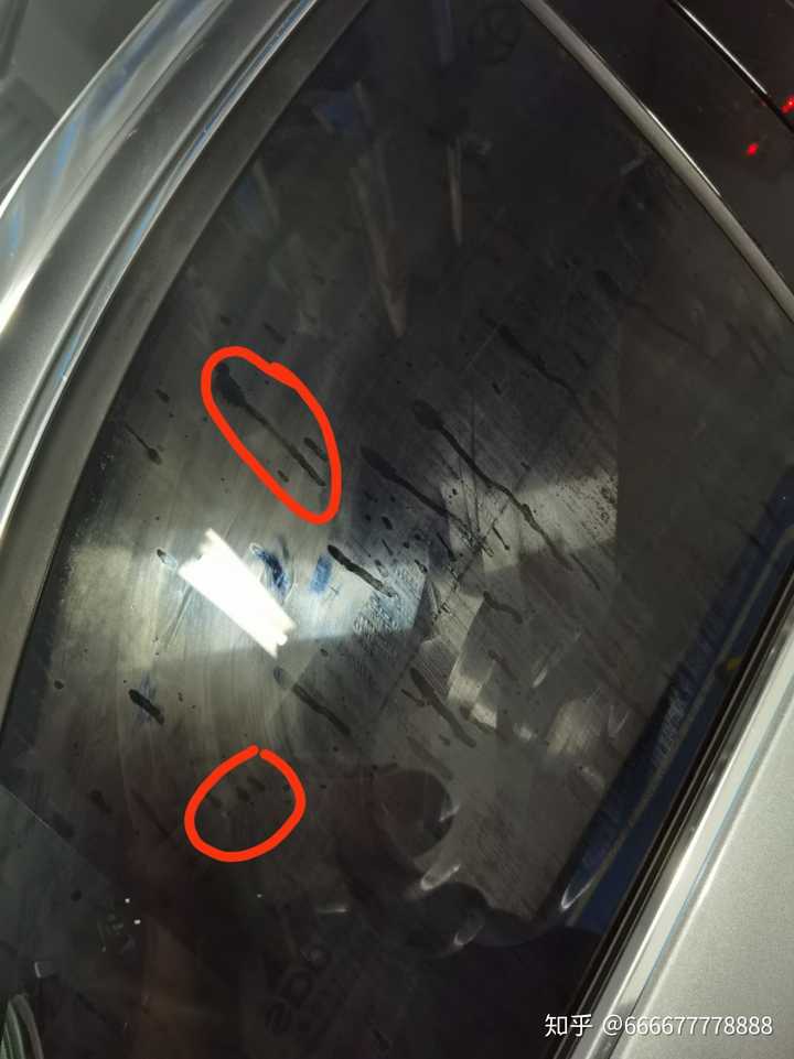 汽车玻璃被腐蚀白印 玻璃石灰水腐蚀 挡风玻璃顽固石灰水渍