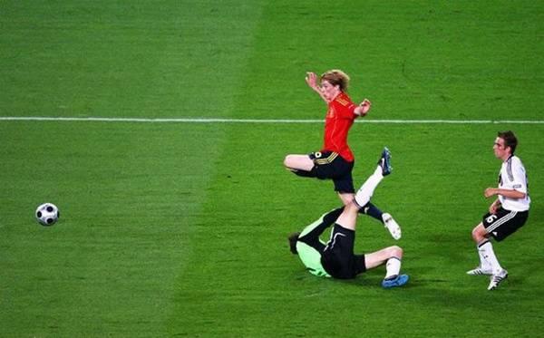 欧洲杯历史上有哪些经典瞬间? - 知乎用户的回