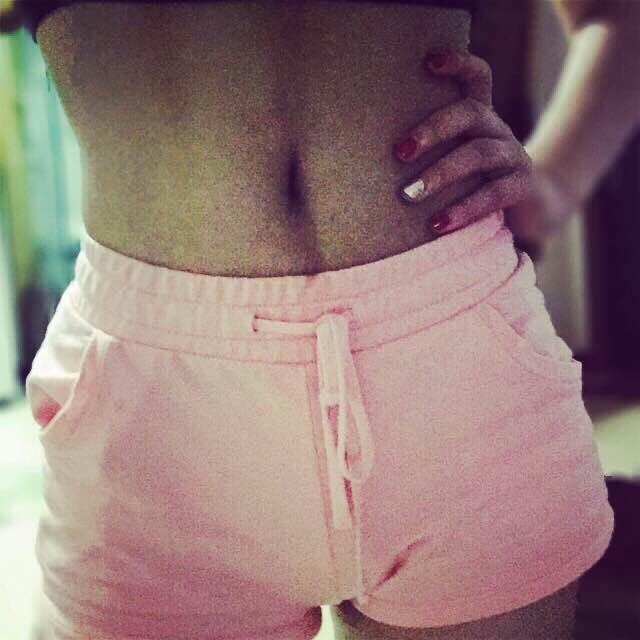 有<em>马甲线</em>是种<em>什么</em>样的体验? - 他们叫我美蛋的