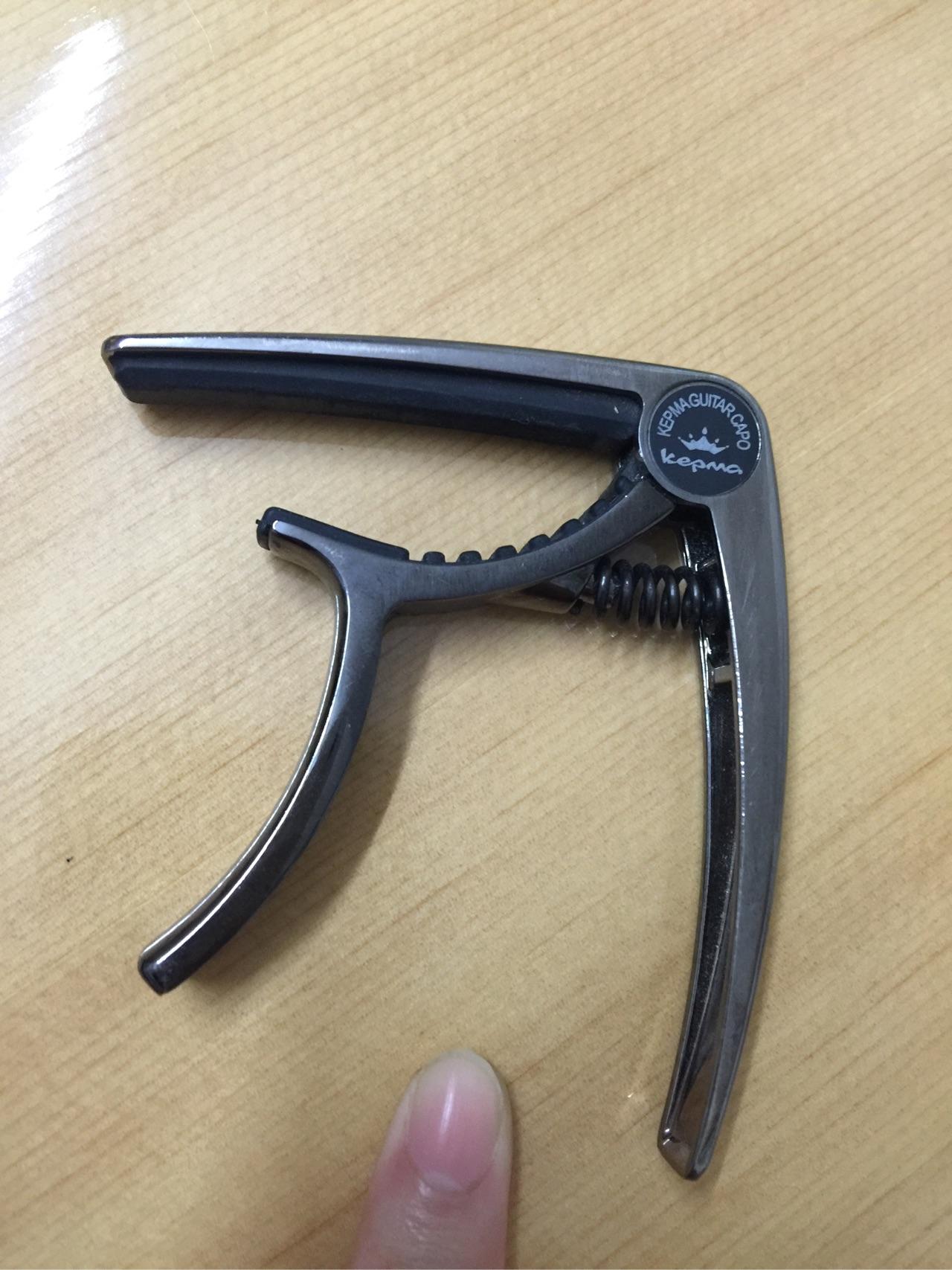 有哪些民谣吉他变调夹值得推荐? - 木子小羊的