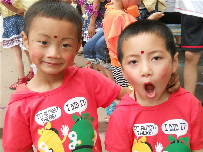 有一个好基友是什么体验? - 左岸诱色的回答 -