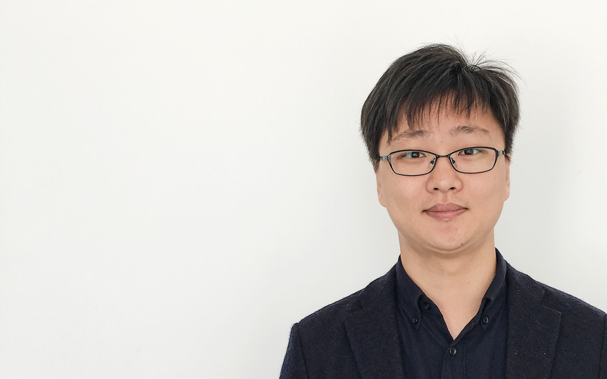 他是荔枝fm的产品副总裁他打算分享荔枝fm如何快速获