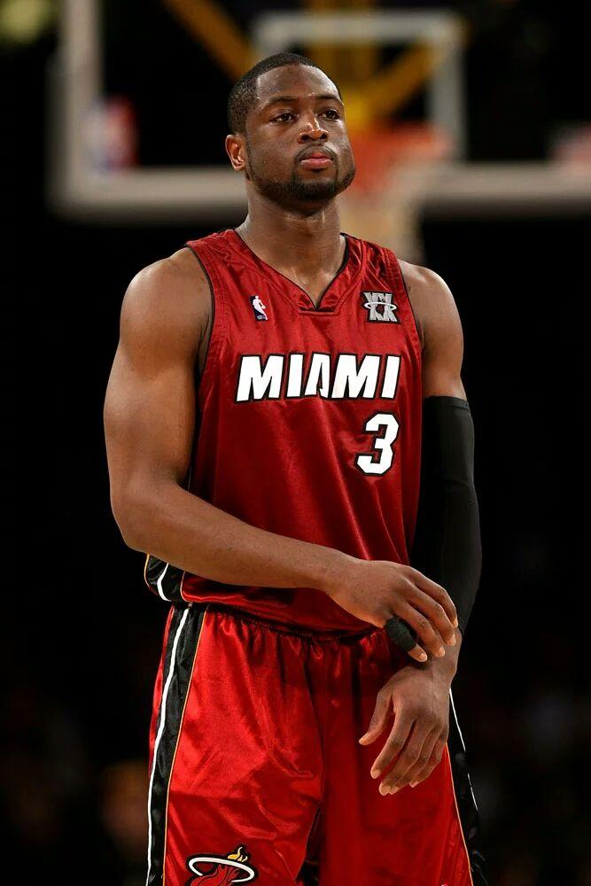 为什么健身的人不练脸上的肉?感觉不协调啊。