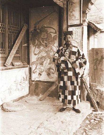 有哪些描写道士和道术的精彩小说? - 知乎用户