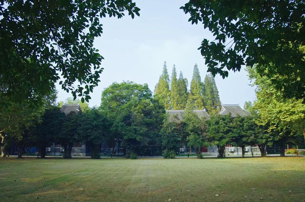 江苏省扬州中学是一所怎样的学校