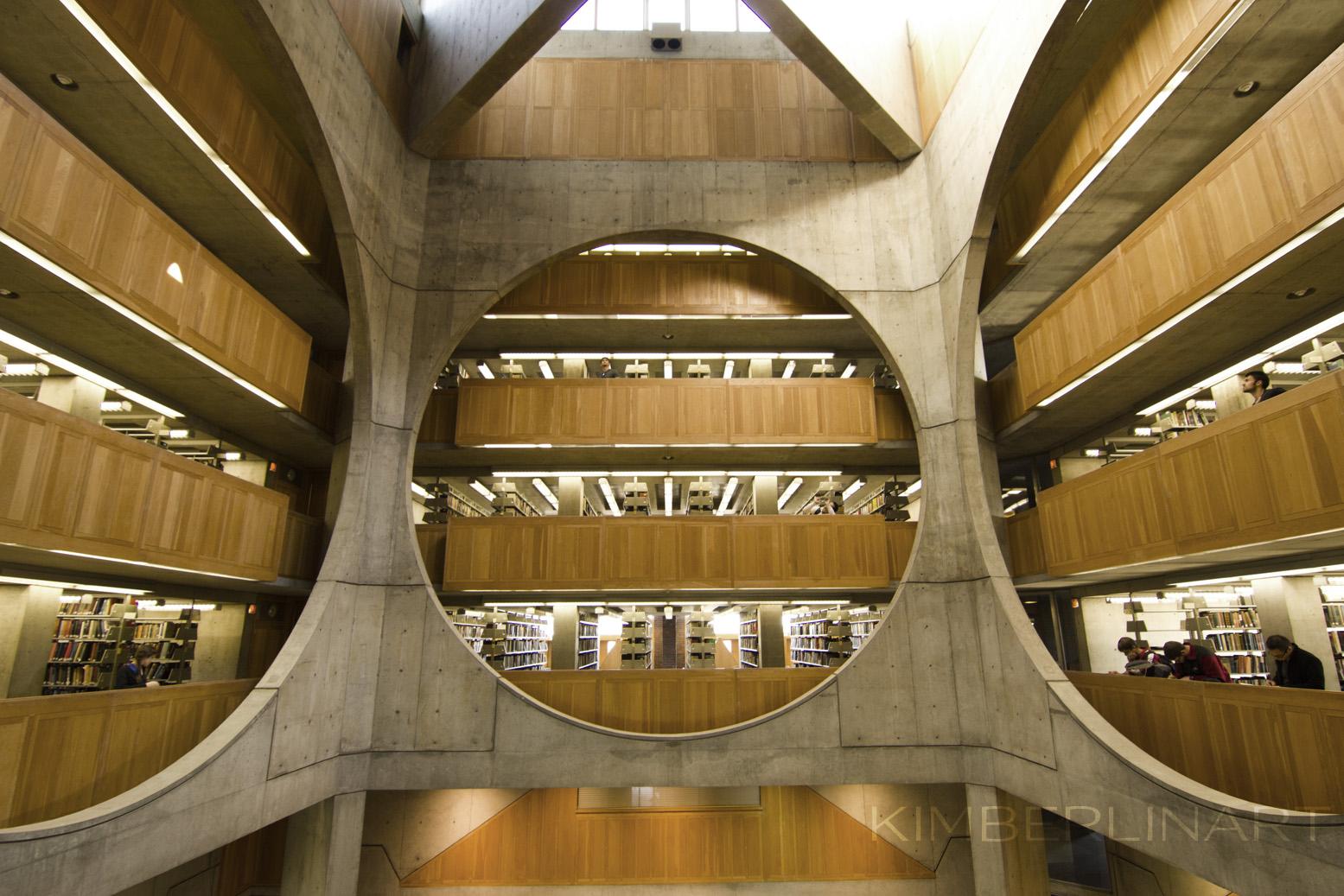 asplund 的斯德哥尔摩图书馆.