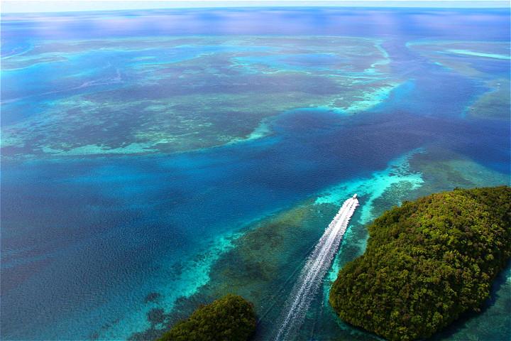 大溪地和帕劳,如果纯看海景,更推荐哪个?