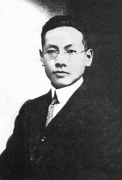 有哪些颜值很高的作家?