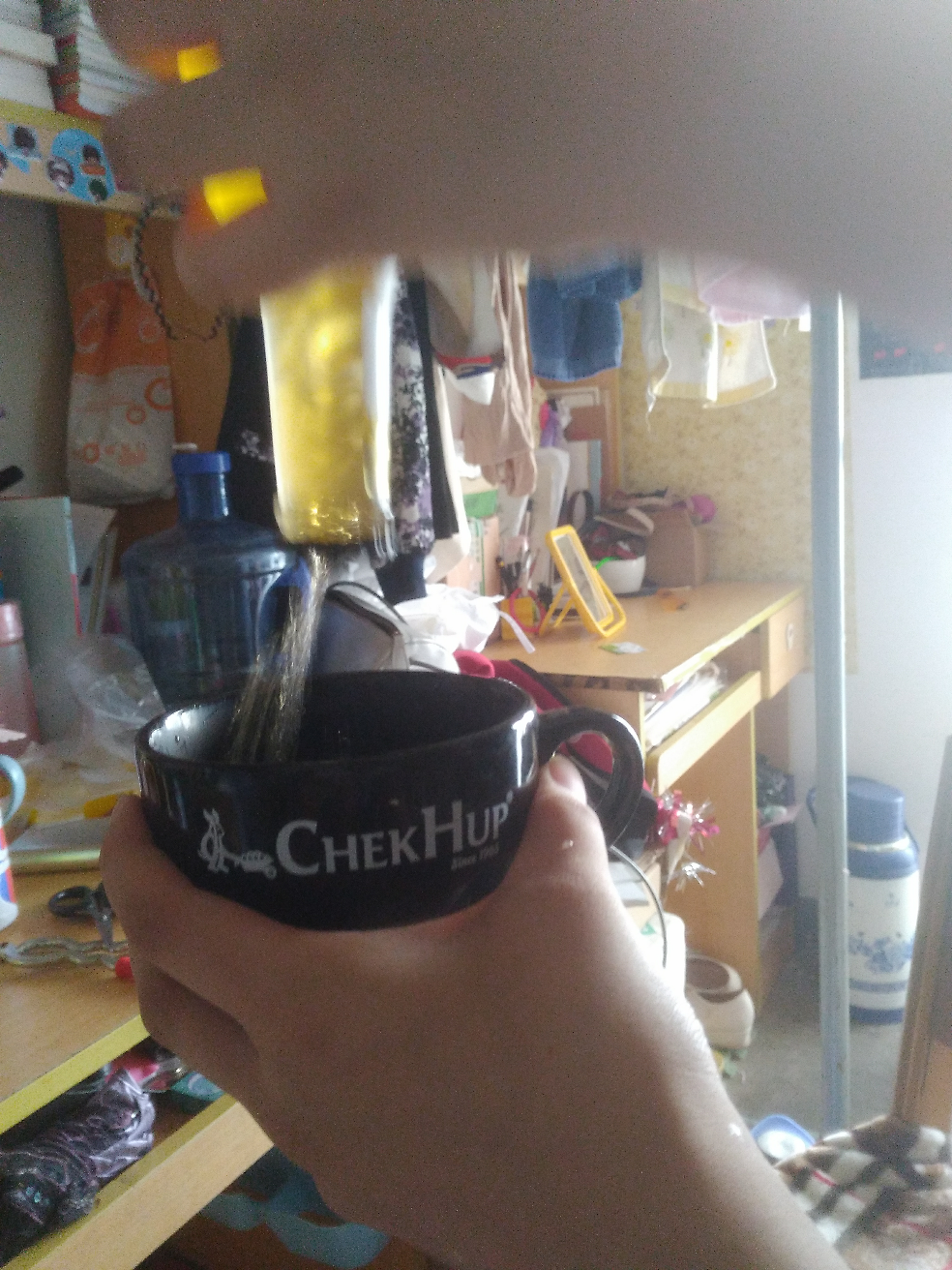 没有开瓶器怎么开啤酒瓶? - 维桠的回答 - 知乎