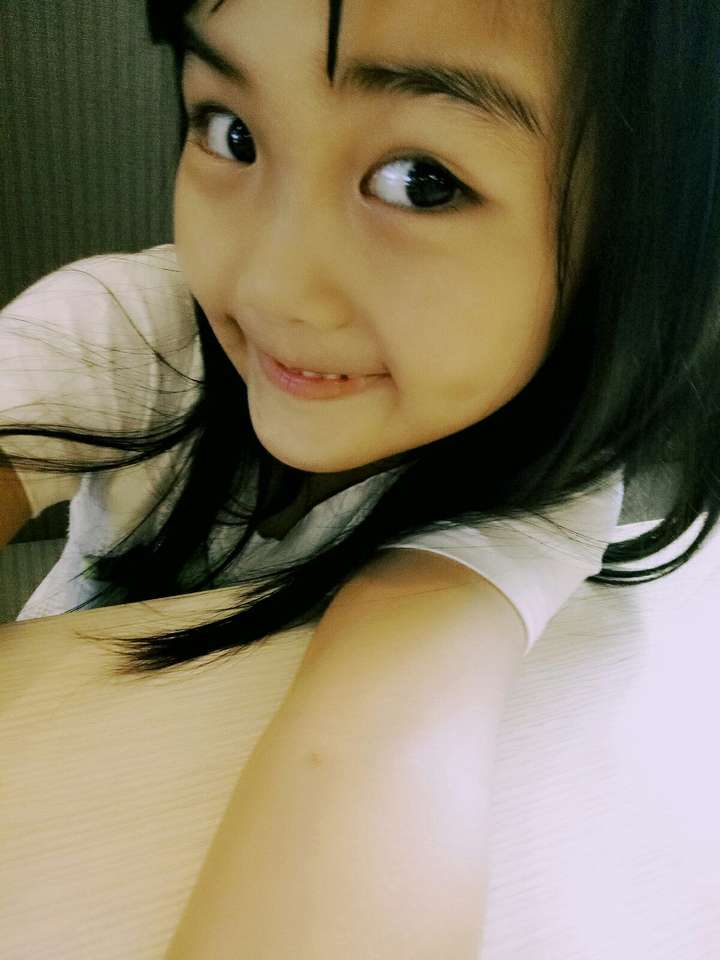 有一个漂亮萝莉女儿是一种什么体验?