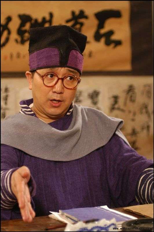 莽牯小朱蛤  四眼大田鸡 -------------------------------貌似被评论