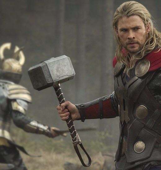 如何看待雷神托尔和弟弟洛基在一起