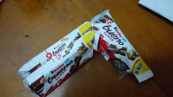 这一条巧克力,觉得味道不佳,大概就是因为,品尝的是别人的爱情吧.