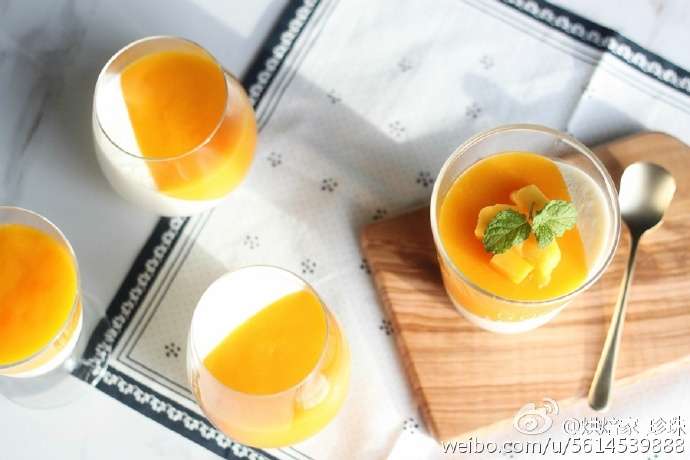 自己制作甜点,哪些小甜点好吃又简单,适合新手的?