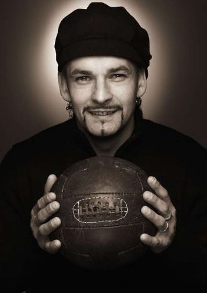 你认为意大利队第一前锋是谁?