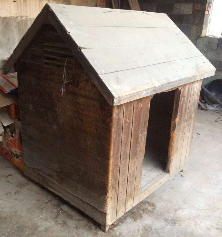 如何自制一个室外高逼格狗窝?