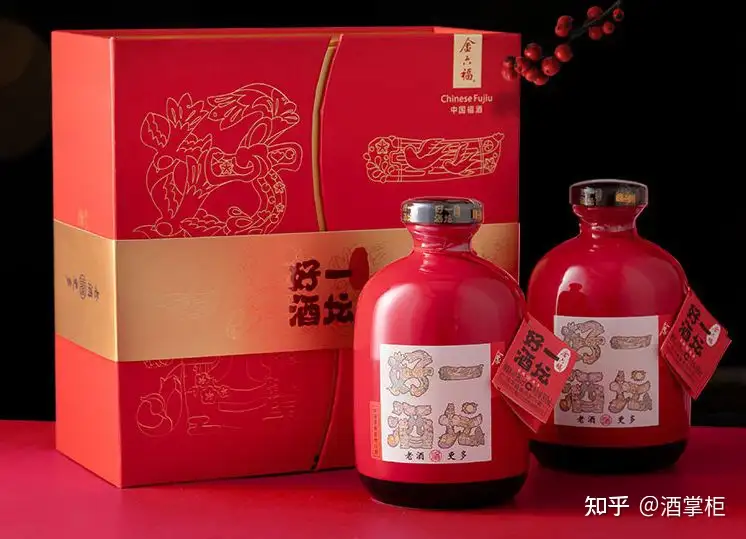 新品未使用です☆ 中国酒高級白酒五根液500ml 52度2022年度製