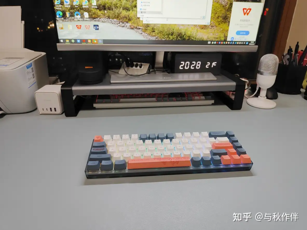 机械键盘玩家的折腾实例，全透套件+CMMK卫星轴+水轴+透明键帽- 知乎
