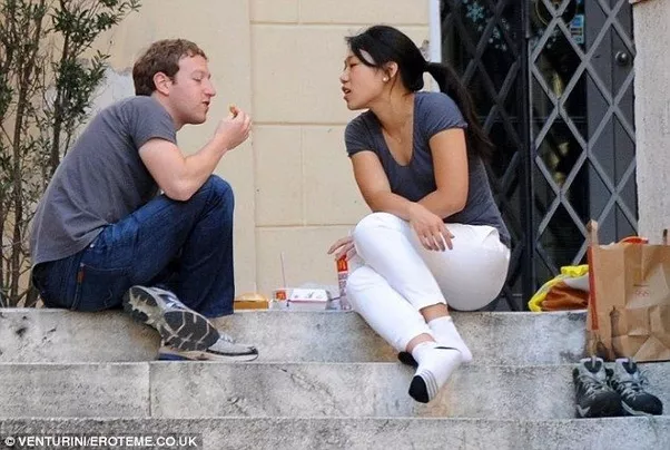 %title插图%num 扎克伯格那么有钱为什么还找一个相貌很平庸的女人做老婆?