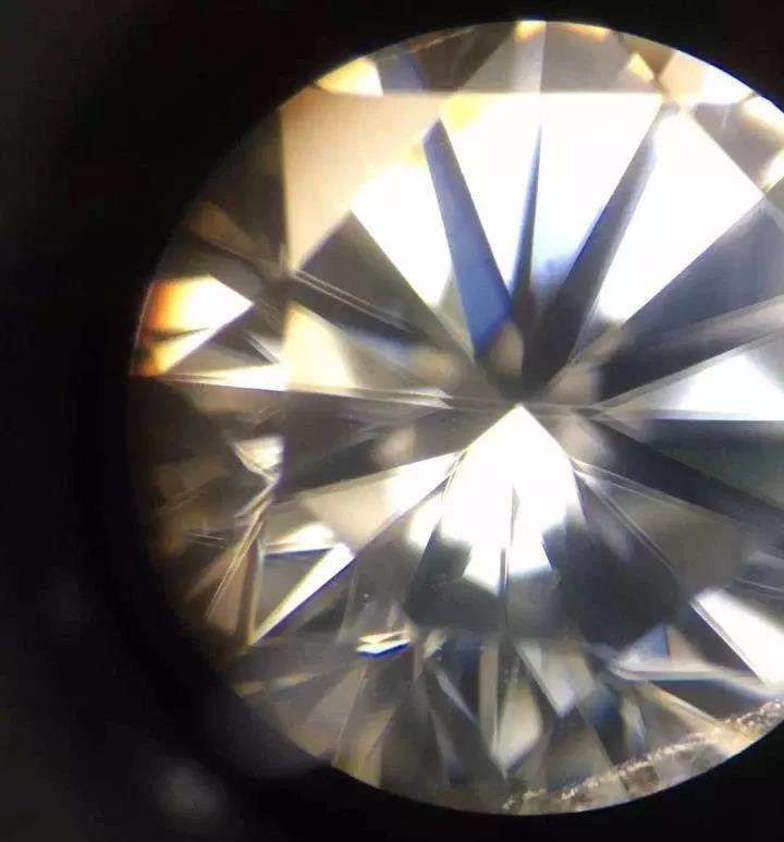 钻石冷知识莫桑石能代替钻石吗