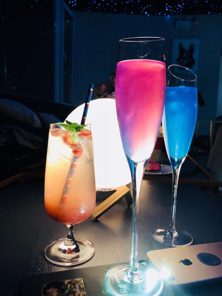 请问像星辰大海的鸡尾酒叫什么配方又是什么