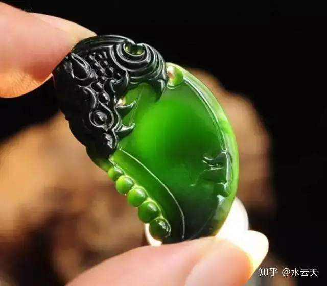 新疆碧玉、俄罗斯碧玉、青海碧玉、四川沱江碧玉辨认和识别！ - 知乎
