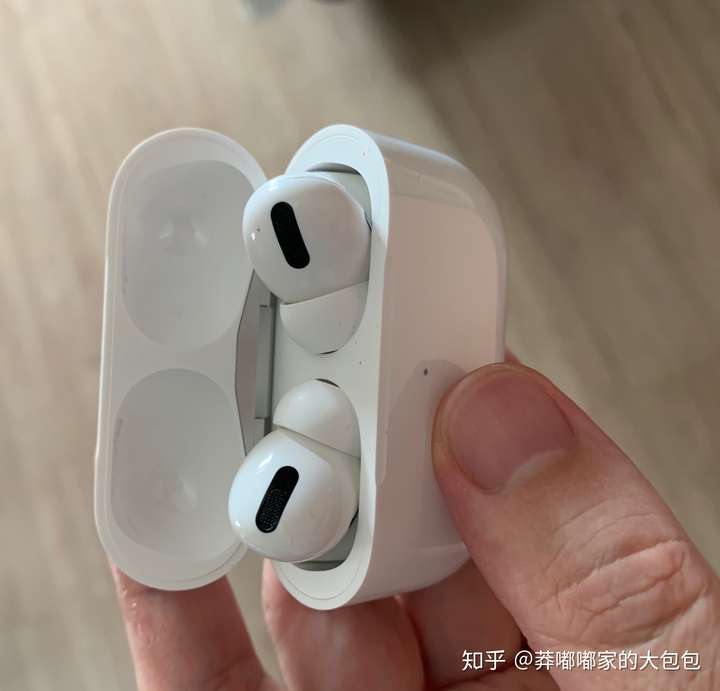 2020年苹果耳机airpodspro苹果智能手表applewatch5购买体验选购推荐
