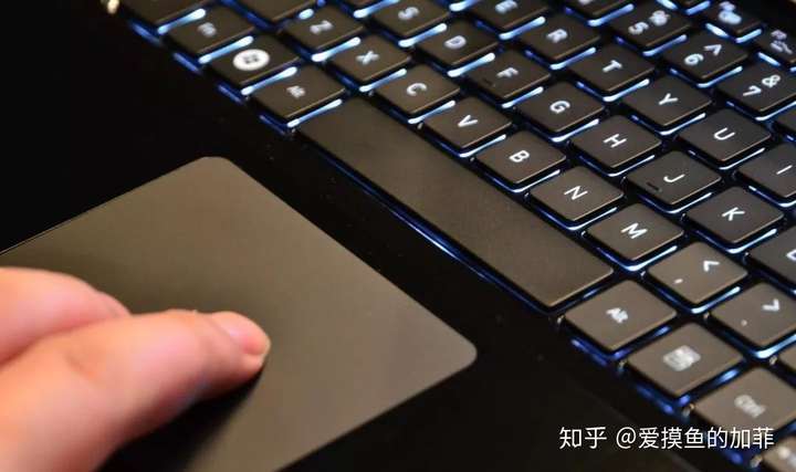 承认吧,你压根就不会用电脑!-花仲马