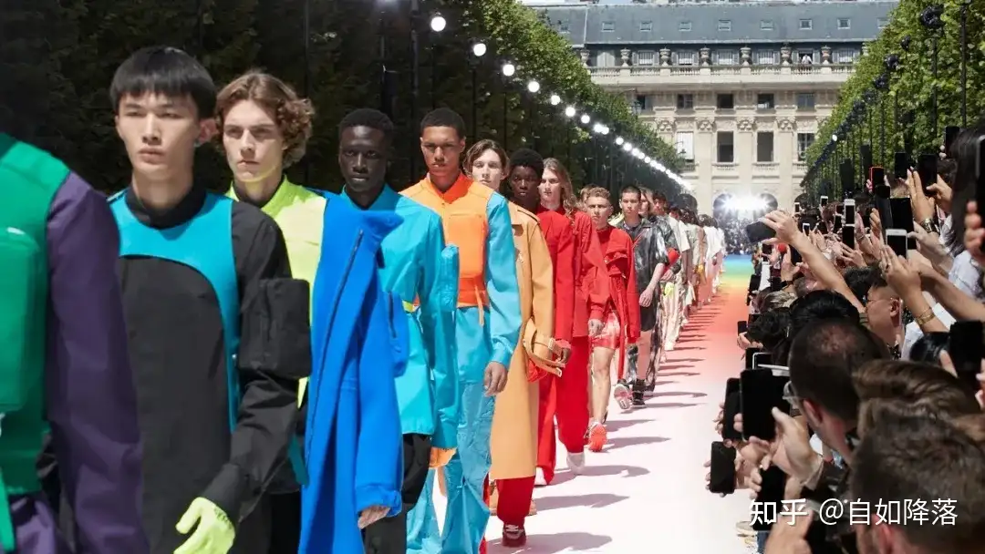 Louis Vuitton: Standing-Ovations und Virgil Ablohs dauerhaftes