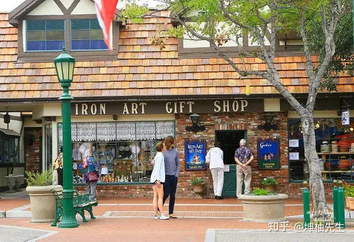 Gerda's Iron Art Gift Shop, Solvang - CA