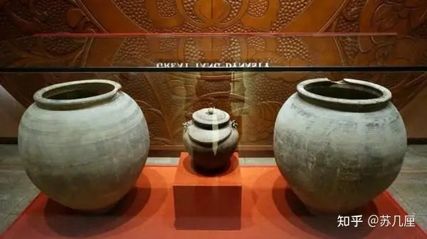 1970年，西安一村民挖出3个陶罐，竟装有一千多件唐代宝藏，是谁埋下
