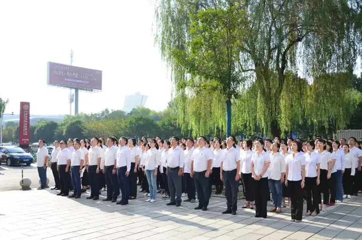 亚运会全场观众唱《我爱你中国》（亚运会全场观众唱《我爱你中国》视频） 第19张