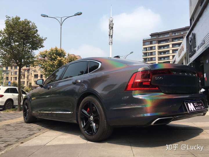 沃尔沃s90改色锦绣灰炫酷时尚