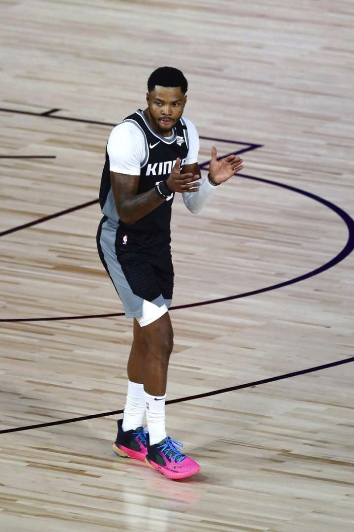 名记除勇士外湖人快船篮网等8队也曾有意贝兹莫尔