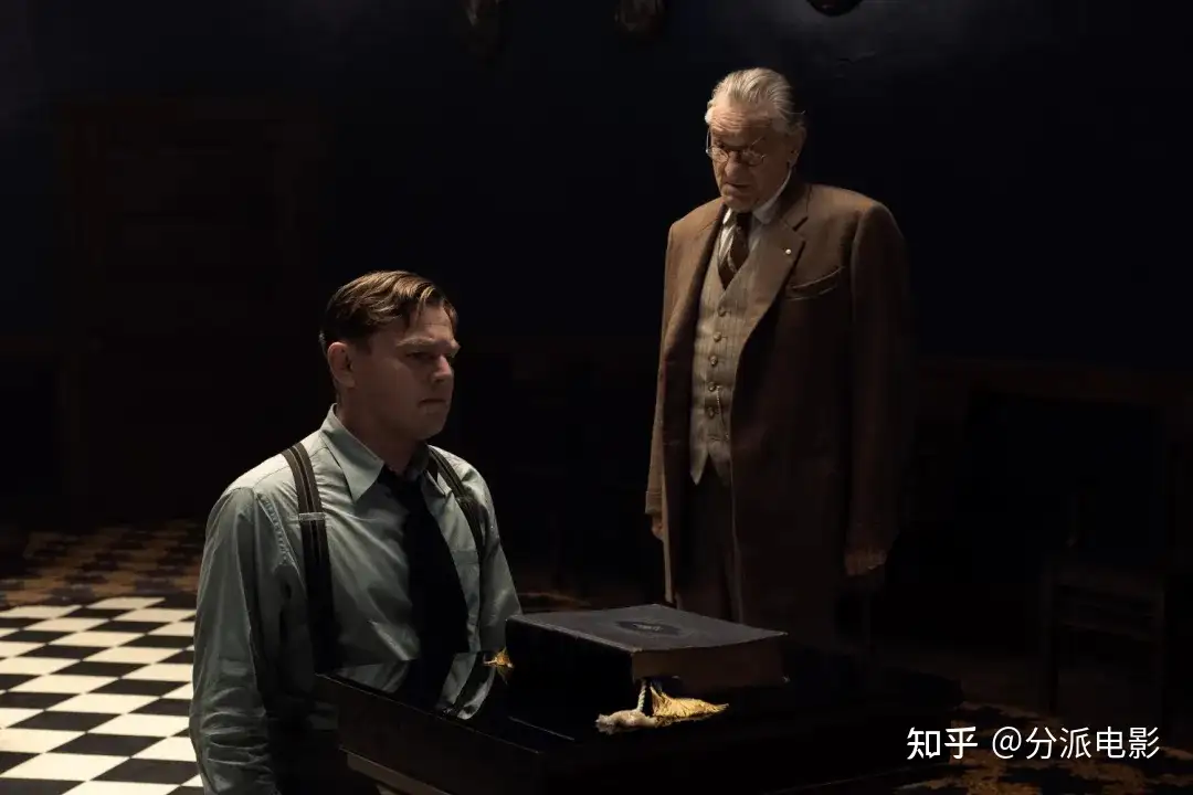 《豺狼的日子》口碑炸裂,性张力爆表,果然还得看影帝!
