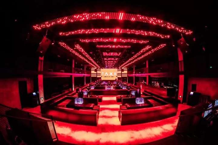 上海夜店之巅taxx酒吧