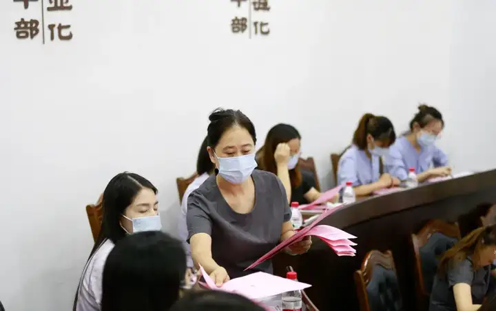 理想连线妇联