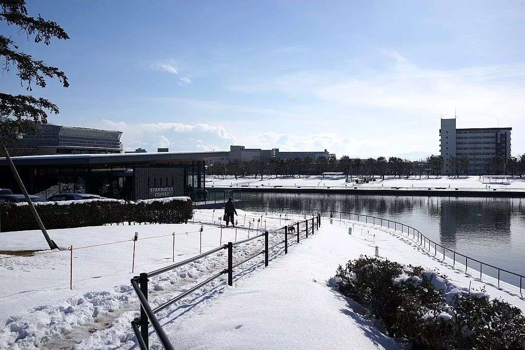 这家米其林餐厅的餐后服务 是一次绝赞的雪景温泉 知乎