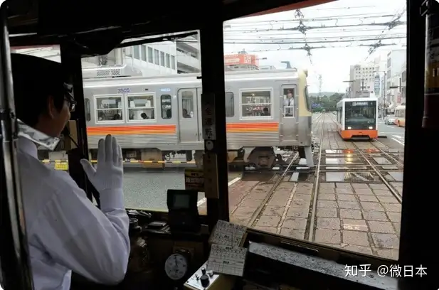 高評価のクリスマスプレゼント 藪野 健 「タイトル不明」路面電車の 