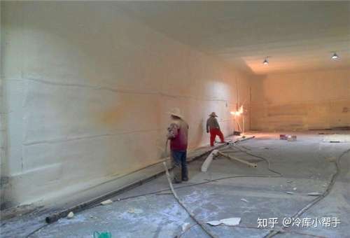 库冷建造初期，保温的合理选择对冷库整体造价、后期使用费用至关重要(图2)