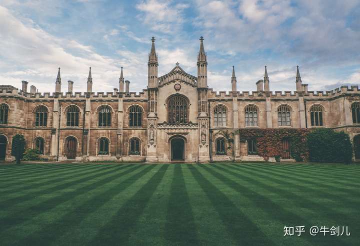 像哈罗公学这样世界著名的私立学校,中国孩子想进去的话难不难?